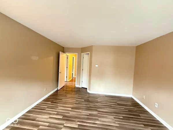 $1,800 | 7006 Long Run Drive, Indianapolis, IN 46268