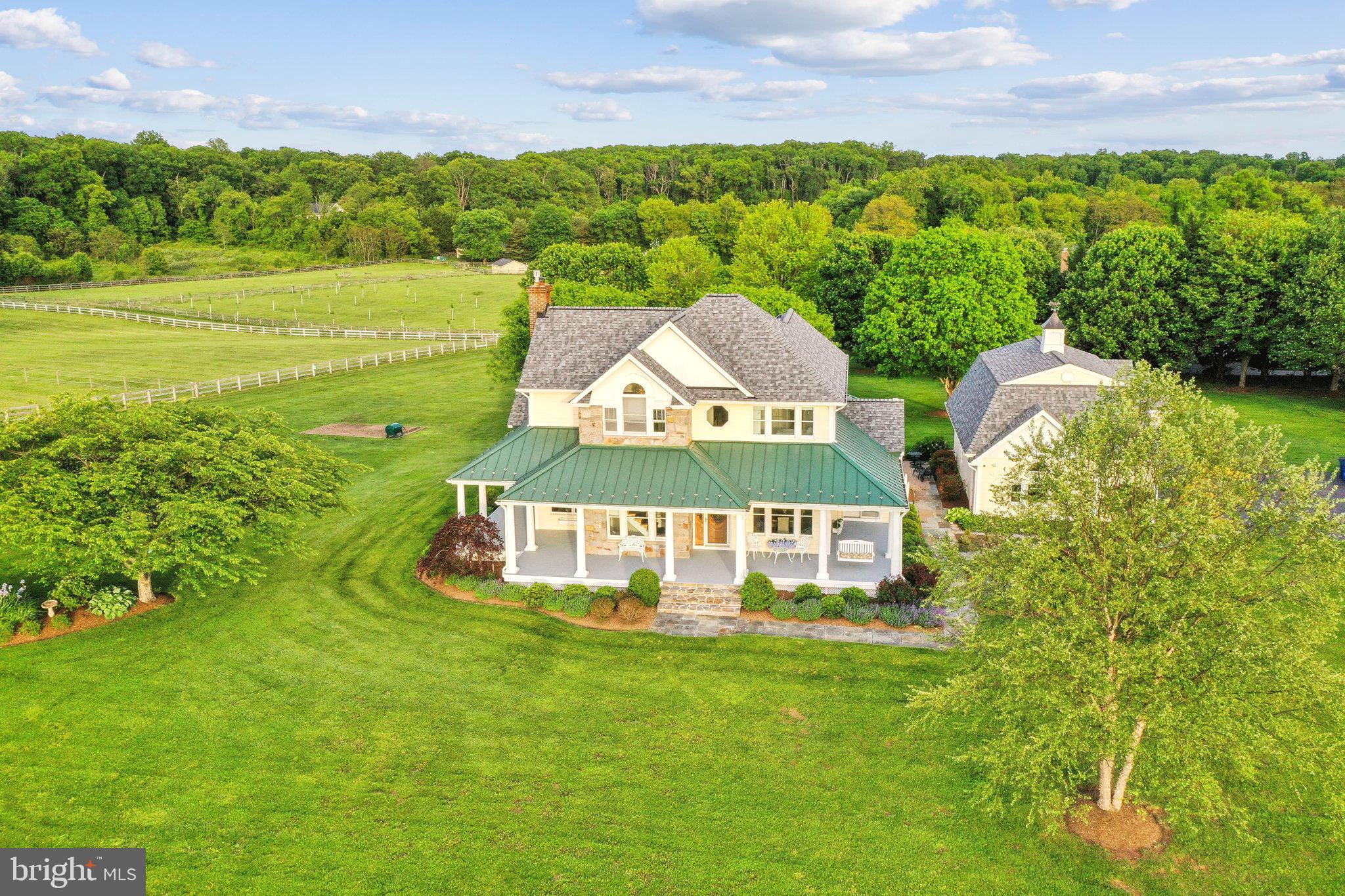 20437 Peach Tree Road Dickerson, MD 20842 - Photo 42 of 53 a view of a garden with houses