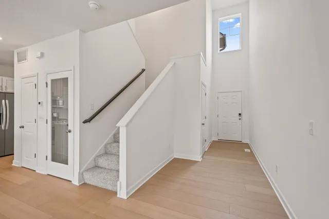 $446,310 | 221 HUNTINGTON Drive, Waconia, MN 55387