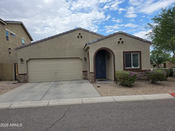 $2,100 | 1941 West Stagecoach Street, Apache Junction, AZ 85120