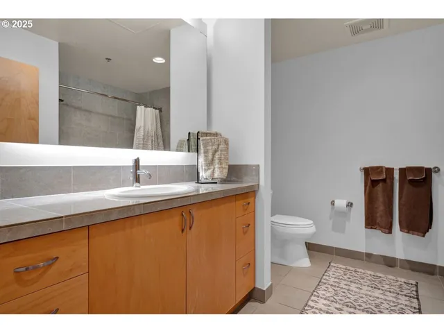 $499,000 | 1375 Olive Street, Unit 304, Eugene, OR 97401