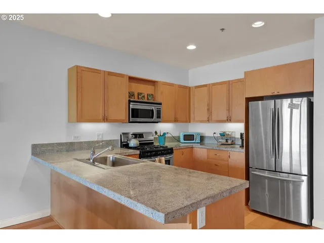 $499,000 | 1375 Olive Street, Unit 304, Eugene, OR 97401
