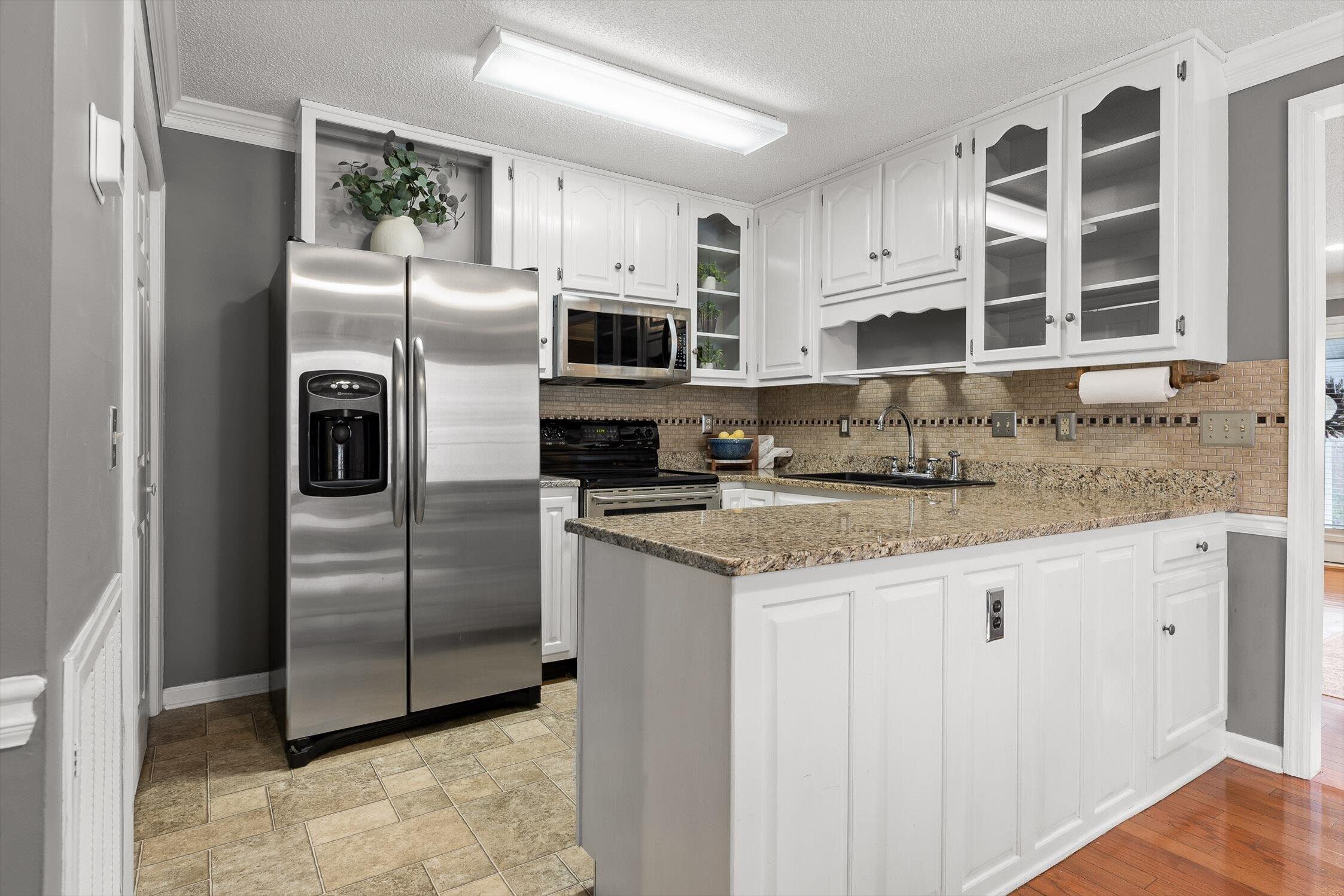 631 Westview Road Chattanooga, TN 37415 - Photo 3 of 41 21-W View-21