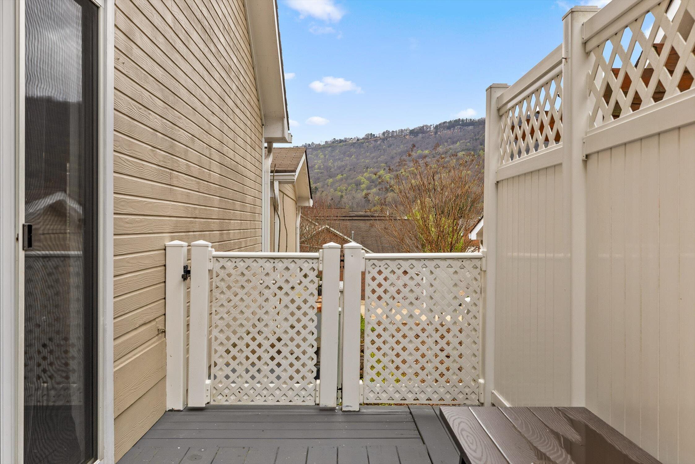 631 Westview Road Chattanooga, TN 37415 - Photo 7 of 41 16-W View-16