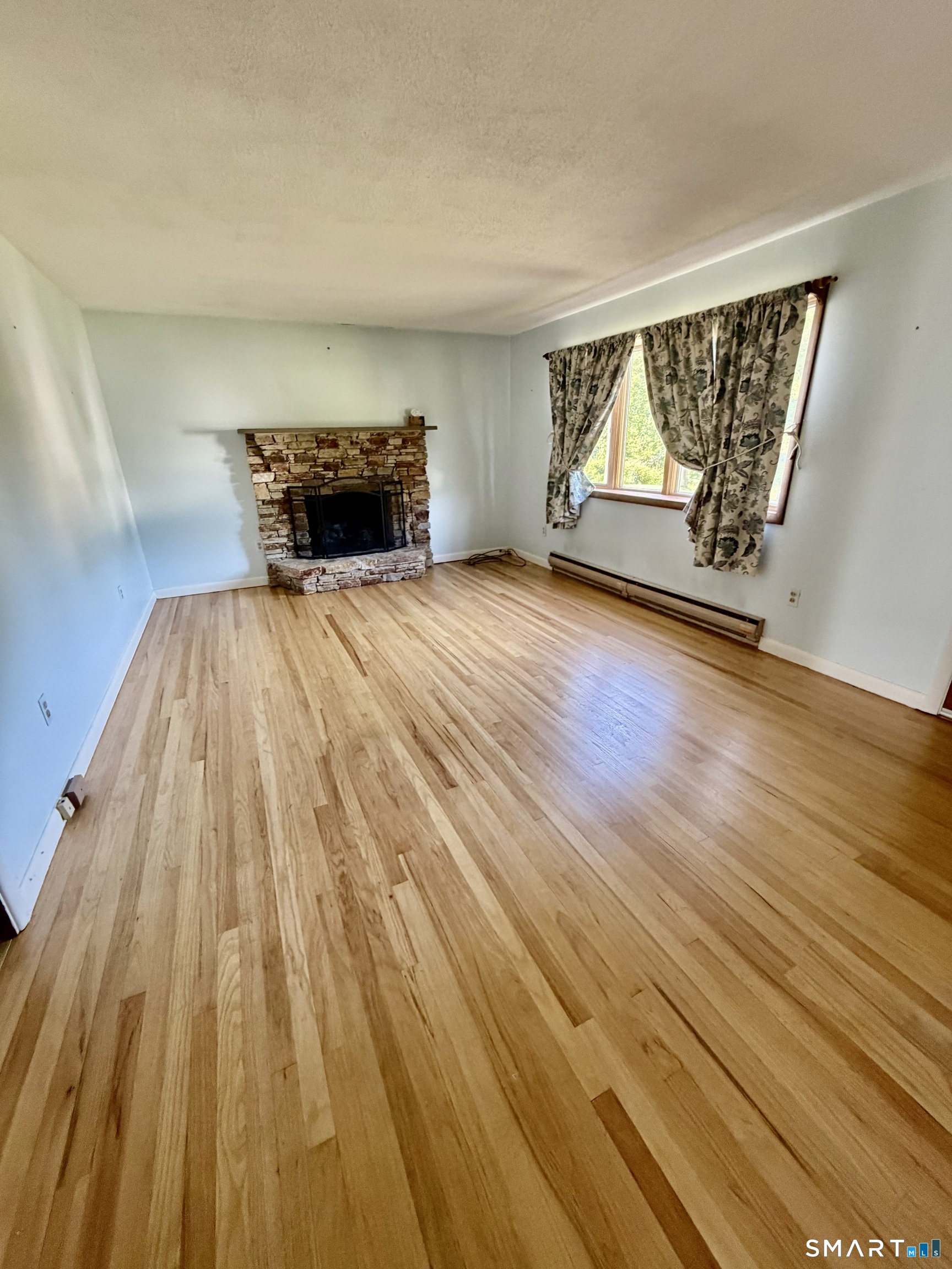232 Lakeside Boulevard East Waterbury, CT 06708 - Photo 12 of 22