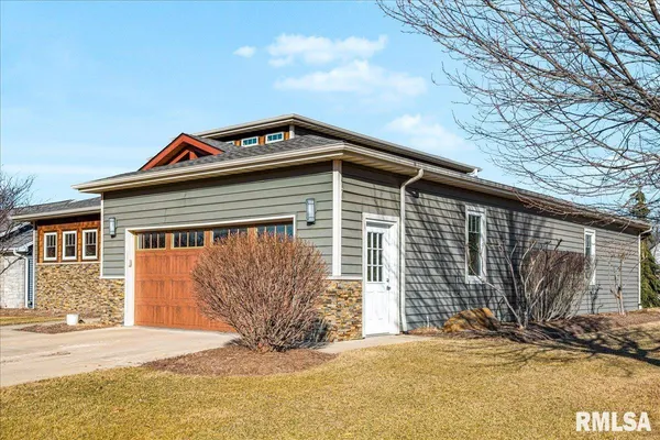 $533,000 | 258 Turtle Creek Trail, Morton, IL 61550