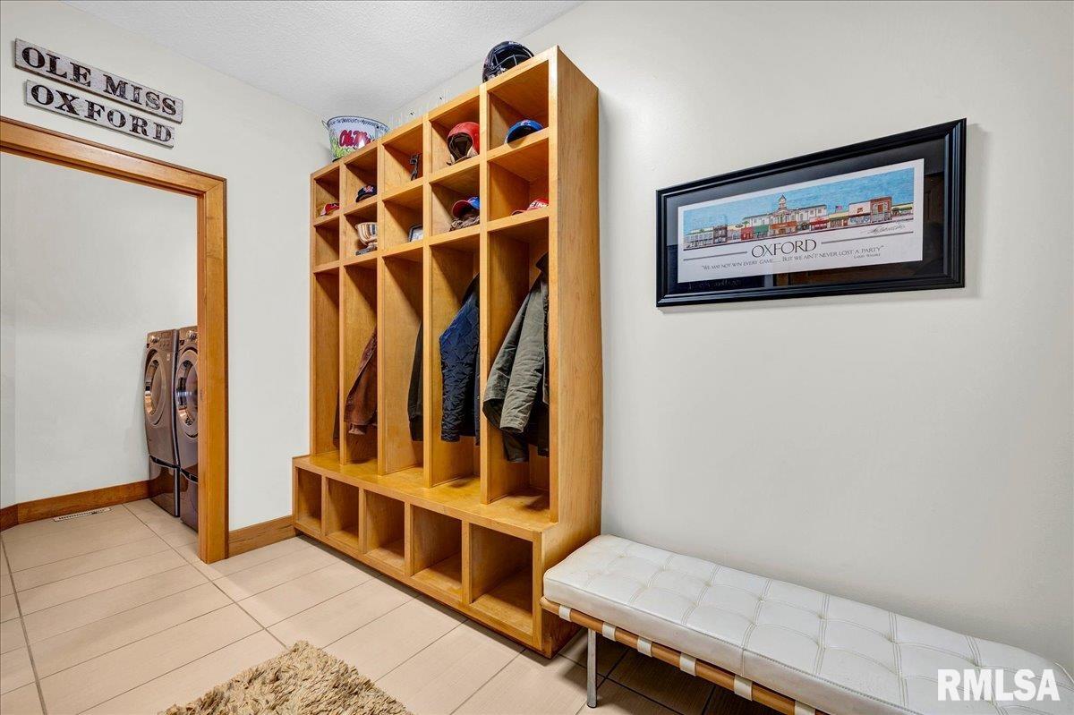 258 Turtle Creek Trail Morton, IL 61550 - Photo 7 of 68