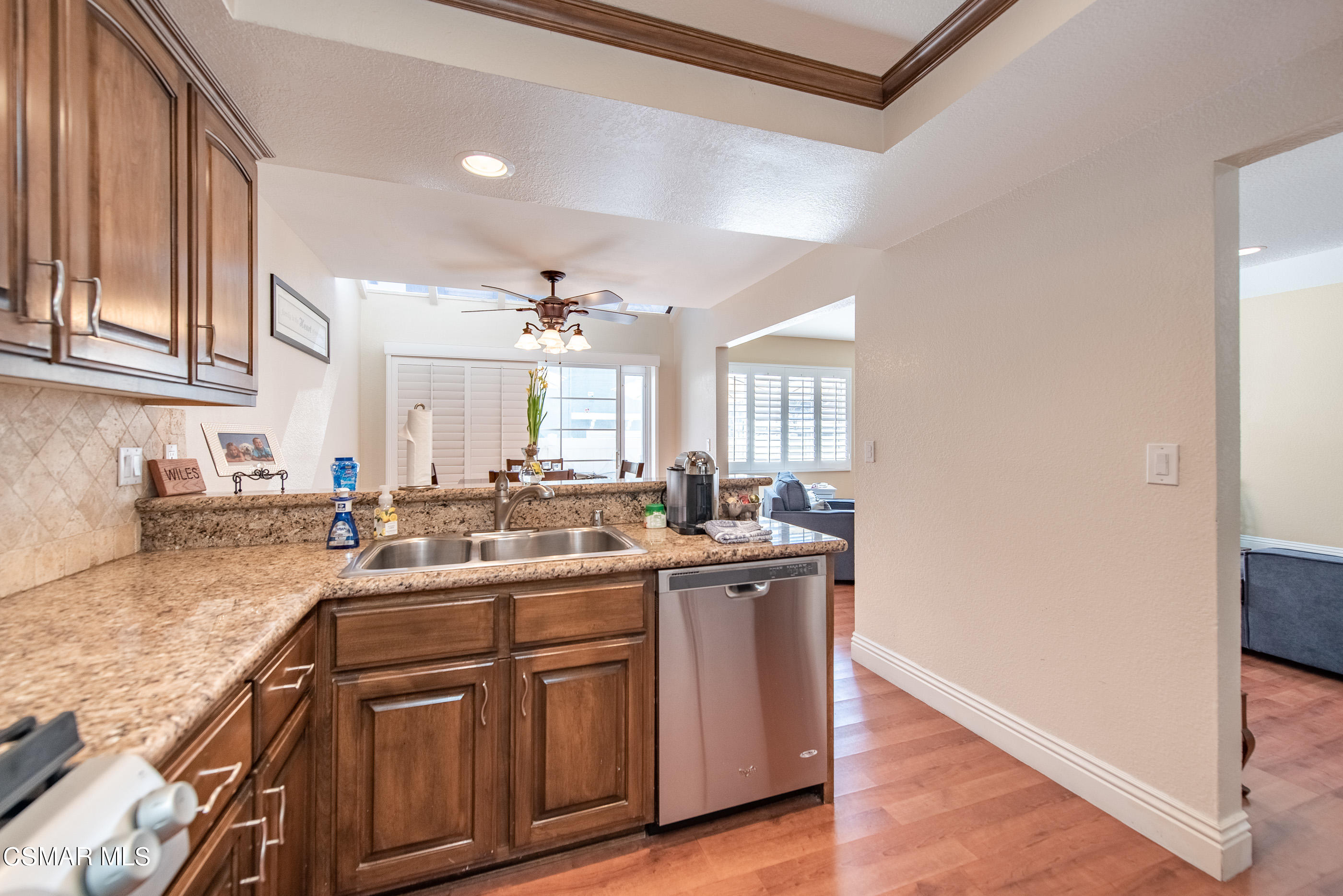 1940 Rory Lane, Unit 3 Simi Valley, CA 93063 - Photo 11 of 33 a kitchen with a sink and cabinets