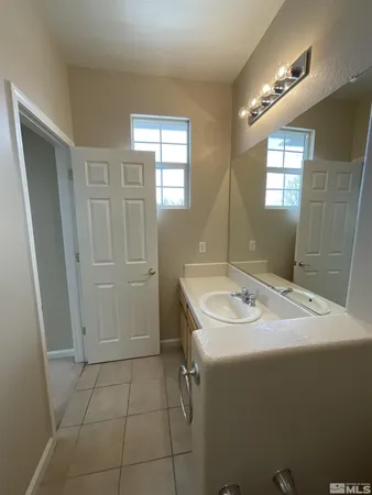 $3,050 | 2847 Falcon Ridge Drive, Sparks, NV 89436