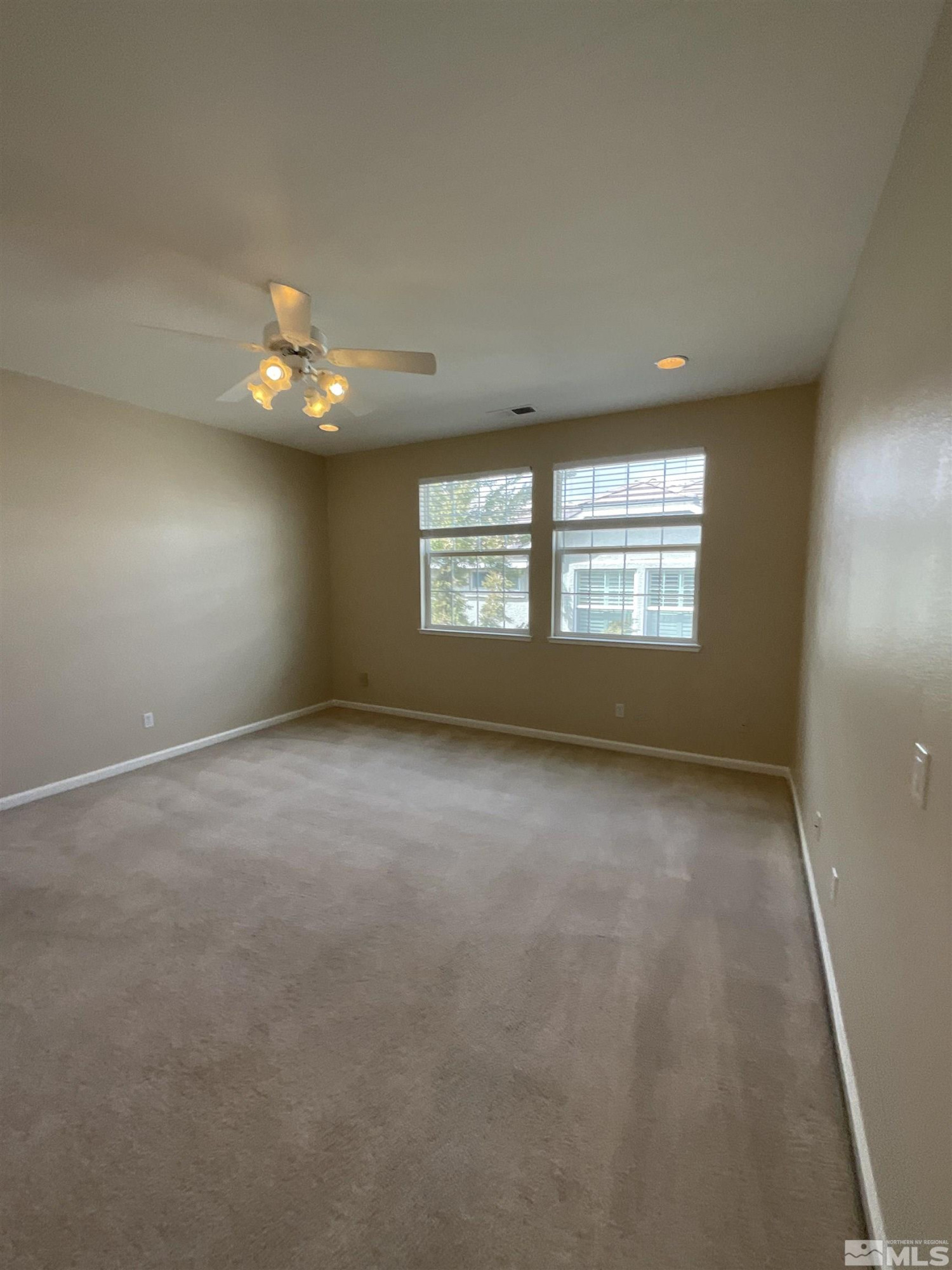 2847 Falcon Ridge Drive Sparks, NV 89436 - Photo 36 of 40 Photo 36