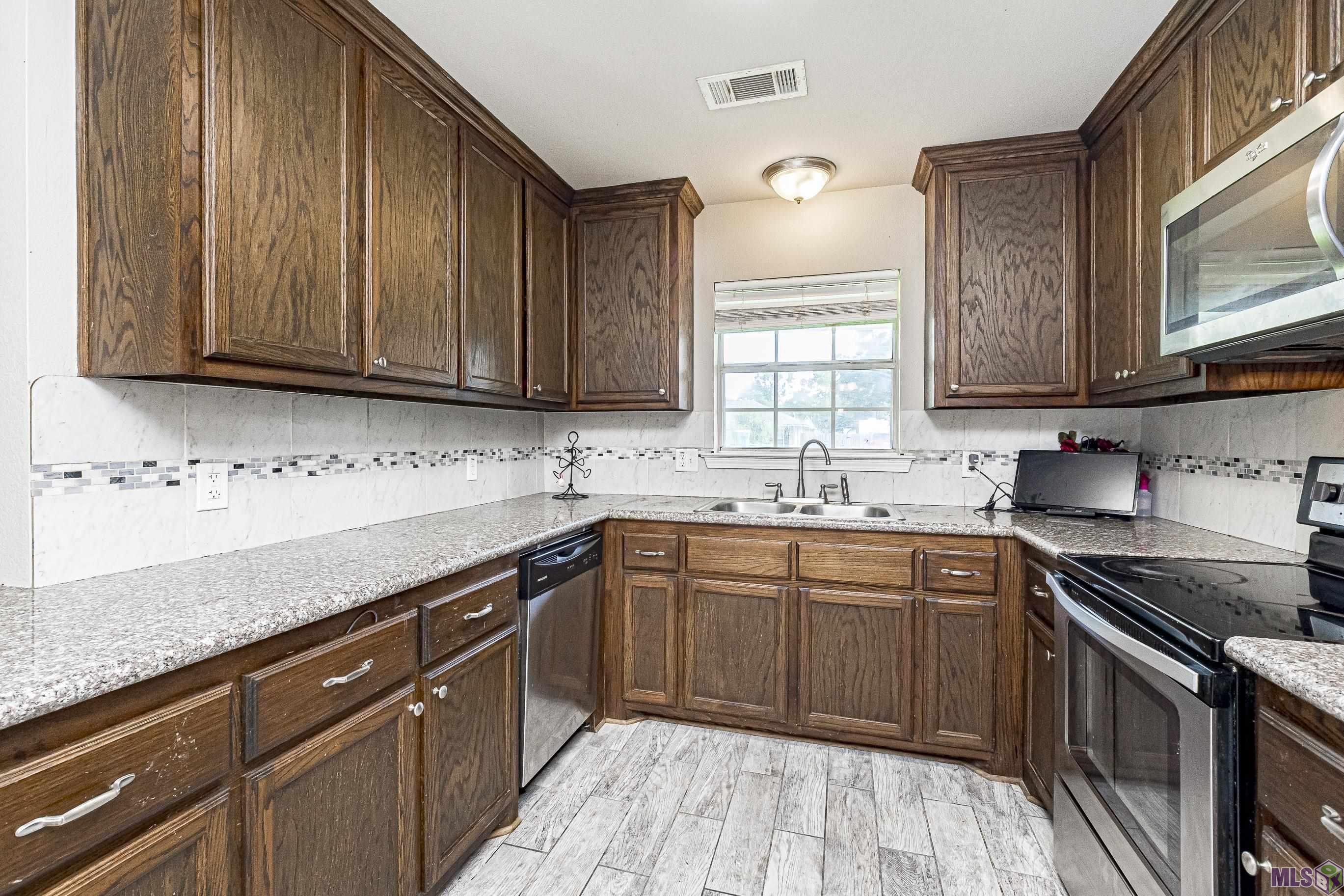470 Cockerham Road Denham Springs, LA 70726 - Photo 7 of 19 Gallery Image 7