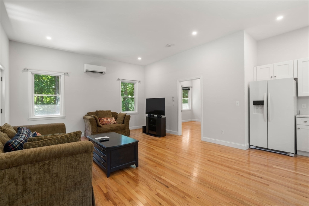 153 Pratts Mill Road Sudbury, MA 01776 - Photo 13 of 38