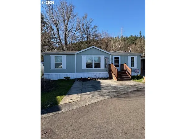 $94,500 | 10901 Southeast Powell Boulevard, Unit 5, Portland, OR 97266