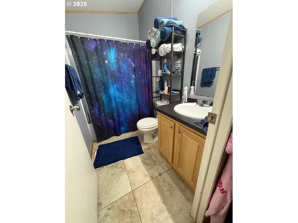 $94,500 | 10901 Southeast Powell Boulevard, Unit 5, Portland, OR 97266