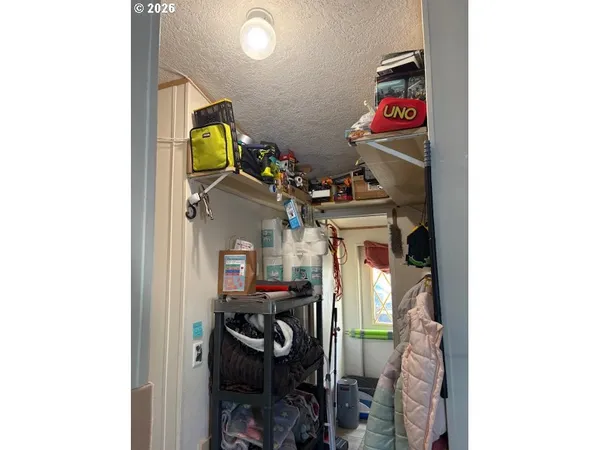 $94,500 | 10901 Southeast Powell Boulevard, Unit 5, Portland, OR 97266