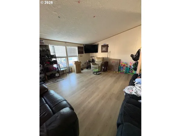 $94,500 | 10901 Southeast Powell Boulevard, Unit 5, Portland, OR 97266