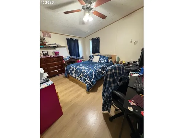 $94,500 | 10901 Southeast Powell Boulevard, Unit 5, Portland, OR 97266