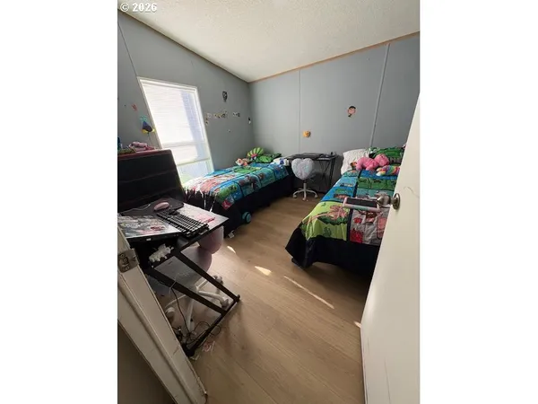 $94,500 | 10901 Southeast Powell Boulevard, Unit 5, Portland, OR 97266