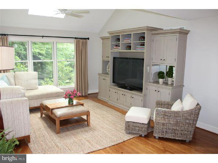 439 Inveraray Villanova, PA 19085 - Photo 6 of 25