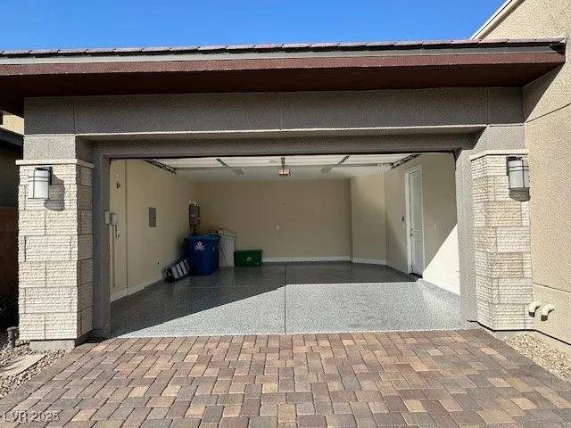 $3,500 | 6714 Desert Crimson Street, Las Vegas, NV 89148