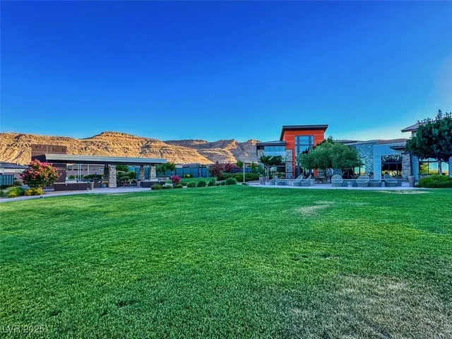 $3,500 | 6714 Desert Crimson Street, Las Vegas, NV 89148