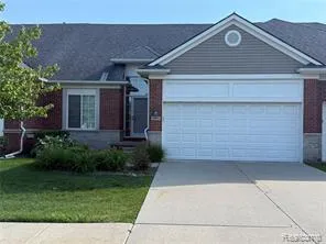$424,000 | 49329 Village Point Drive, Utica, MI 48315