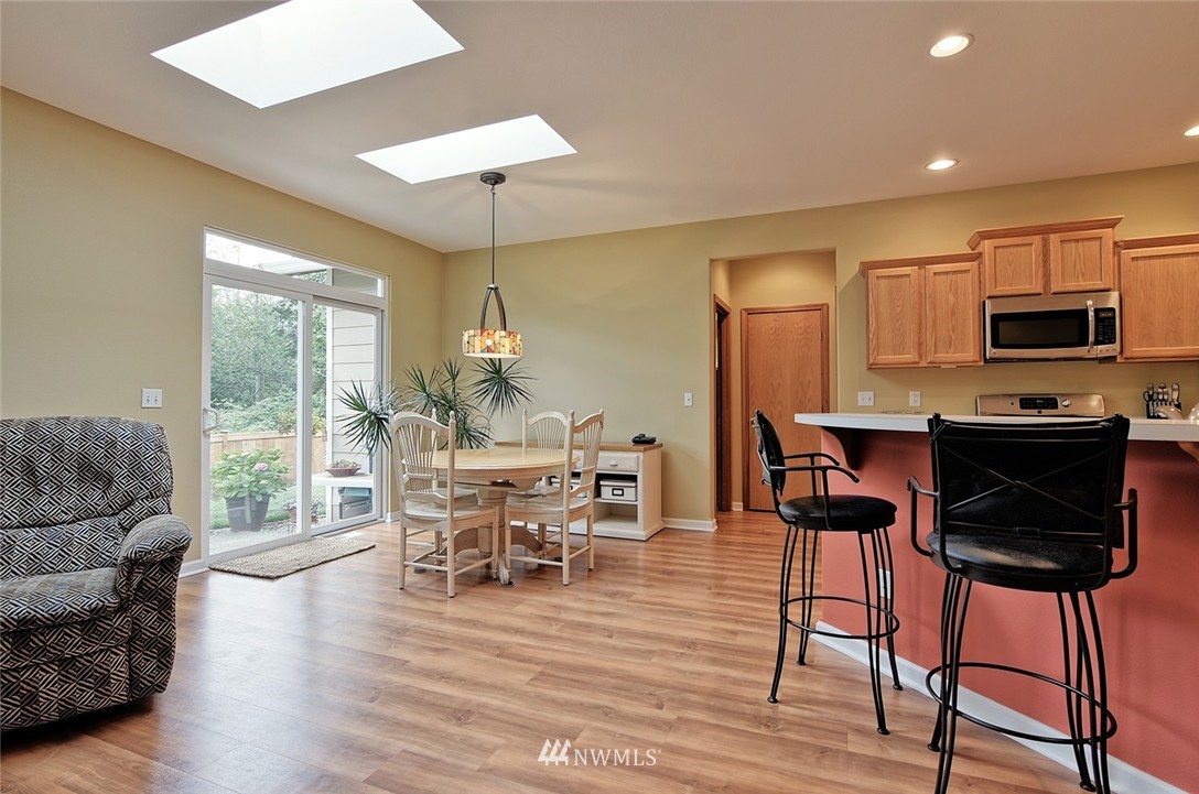 659 Pasco Place Northeast Renton, WA 98059 - Photo 11 of 24