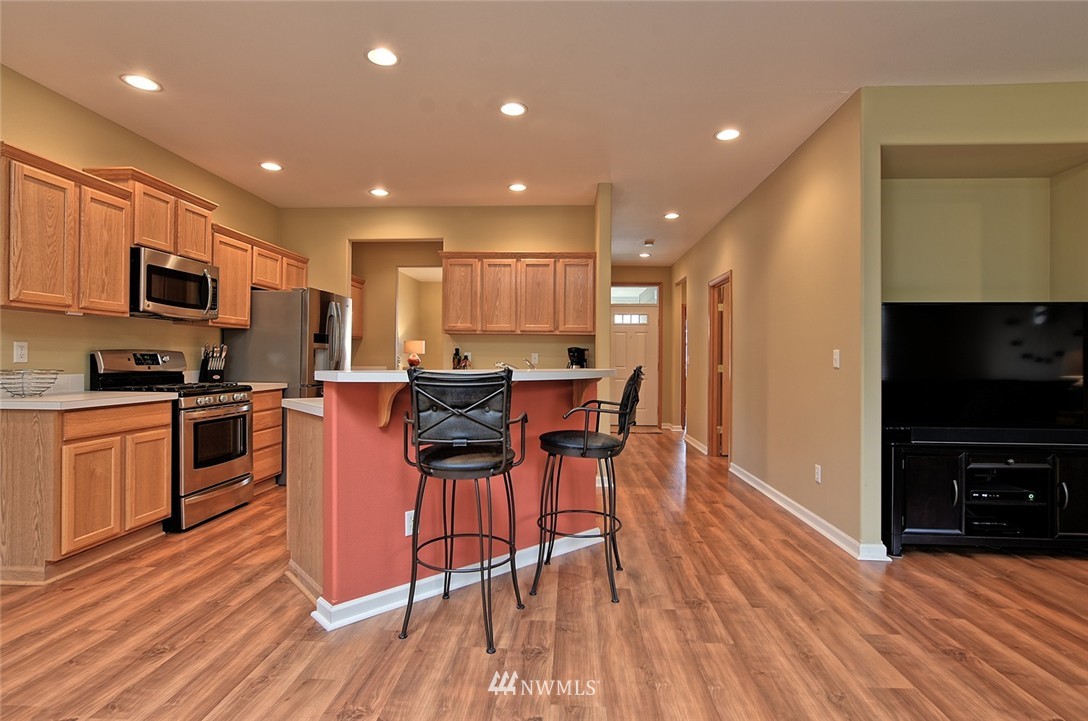 659 Pasco Place Northeast Renton, WA 98059 - Photo 12 of 24