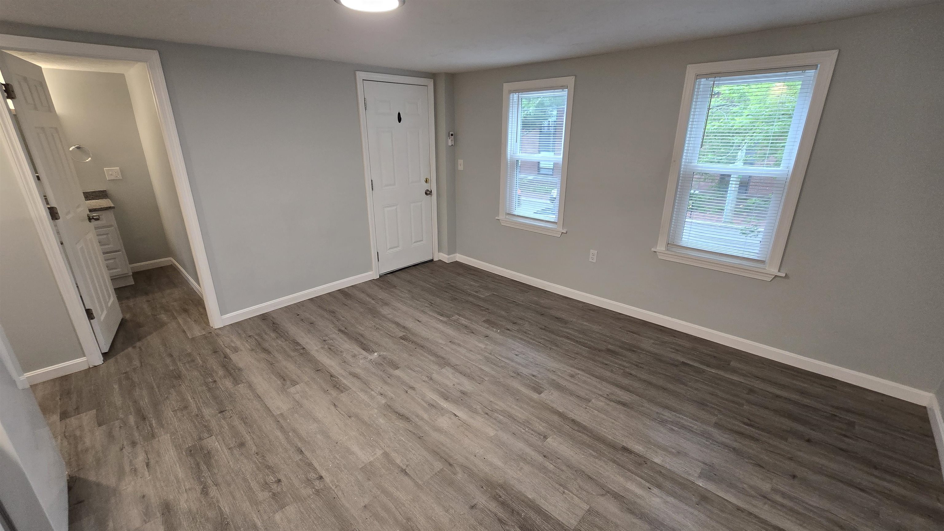 579 State Street, Unit 3 Portsmouth, NH 03801 - Photo 14 of 15