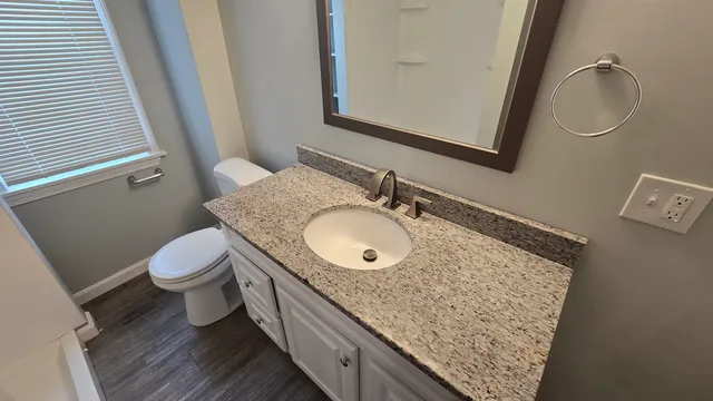 $2,000 | 579 State Street, Unit 3, Portsmouth, NH 03801