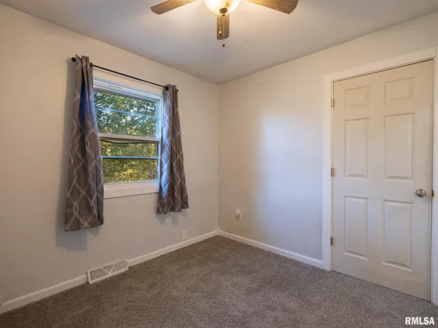 $175,000 | 226 Sunrise Avenue, Pekin, IL 61554