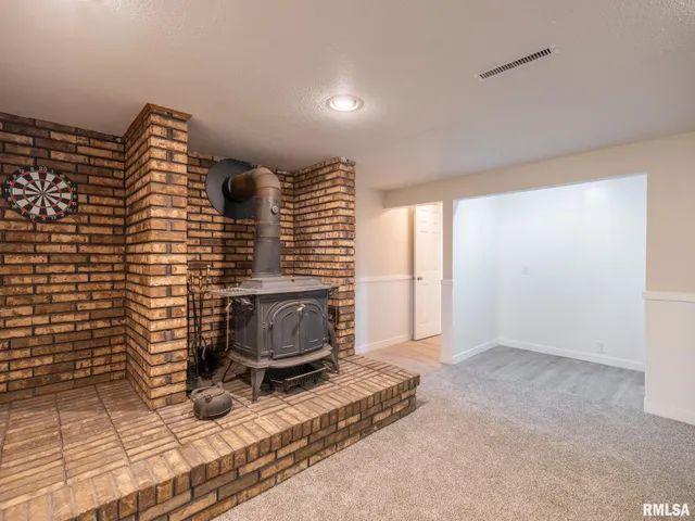 $175,000 | 226 Sunrise Avenue, Pekin, IL 61554