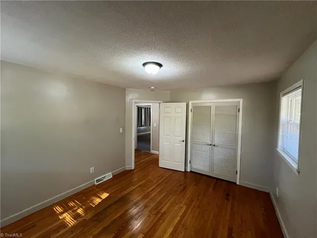 $1,345 | 105 Glenwood Drive, Lexington, NC 27292