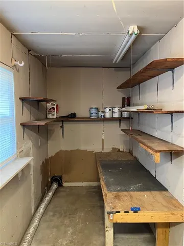 $1,345 | 105 Glenwood Drive, Lexington, NC 27292