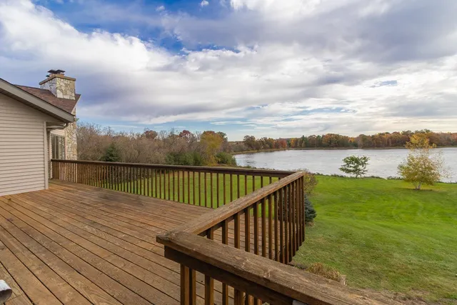 $600,000 | 562 138th Avenue, Amery, WI 54001