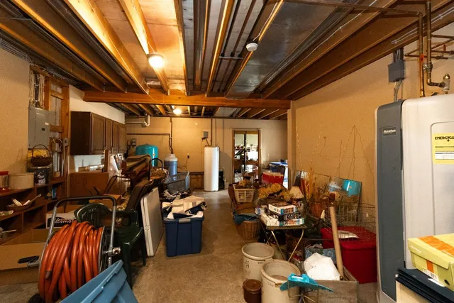 $600,000 | 562 138th Avenue, Amery, WI 54001