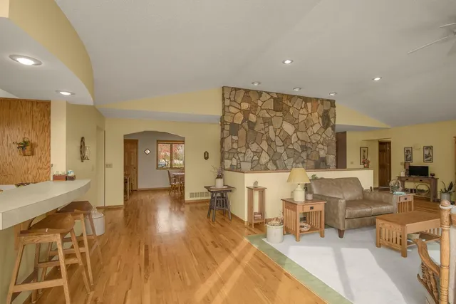 $600,000 | 562 138th Avenue, Amery, WI 54001