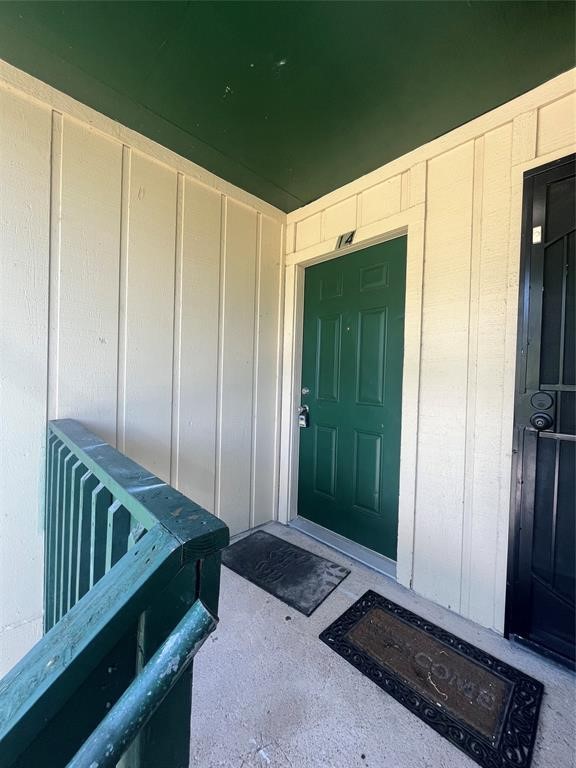 1516 Bay Area Boulevard, Unit 14 Houston, TX 77058 - Photo 5 of 19 a view of front door