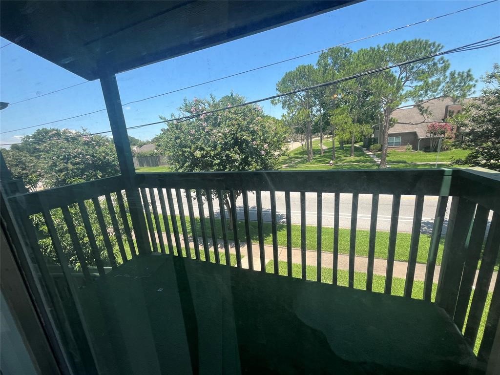 1516 Bay Area Boulevard, Unit 14 Houston, TX 77058 - Photo 8 of 19 a view of a balcony