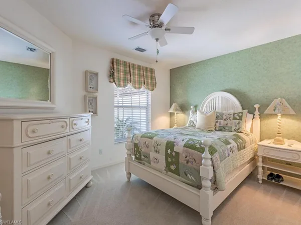 $875,000 | 4415 Dover Court, Unit 504, Naples, FL 34105