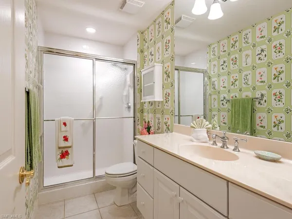 $875,000 | 4415 Dover Court, Unit 504, Naples, FL 34105