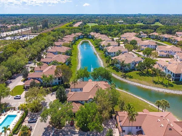 $875,000 | 4415 Dover Court, Unit 504, Naples, FL 34105