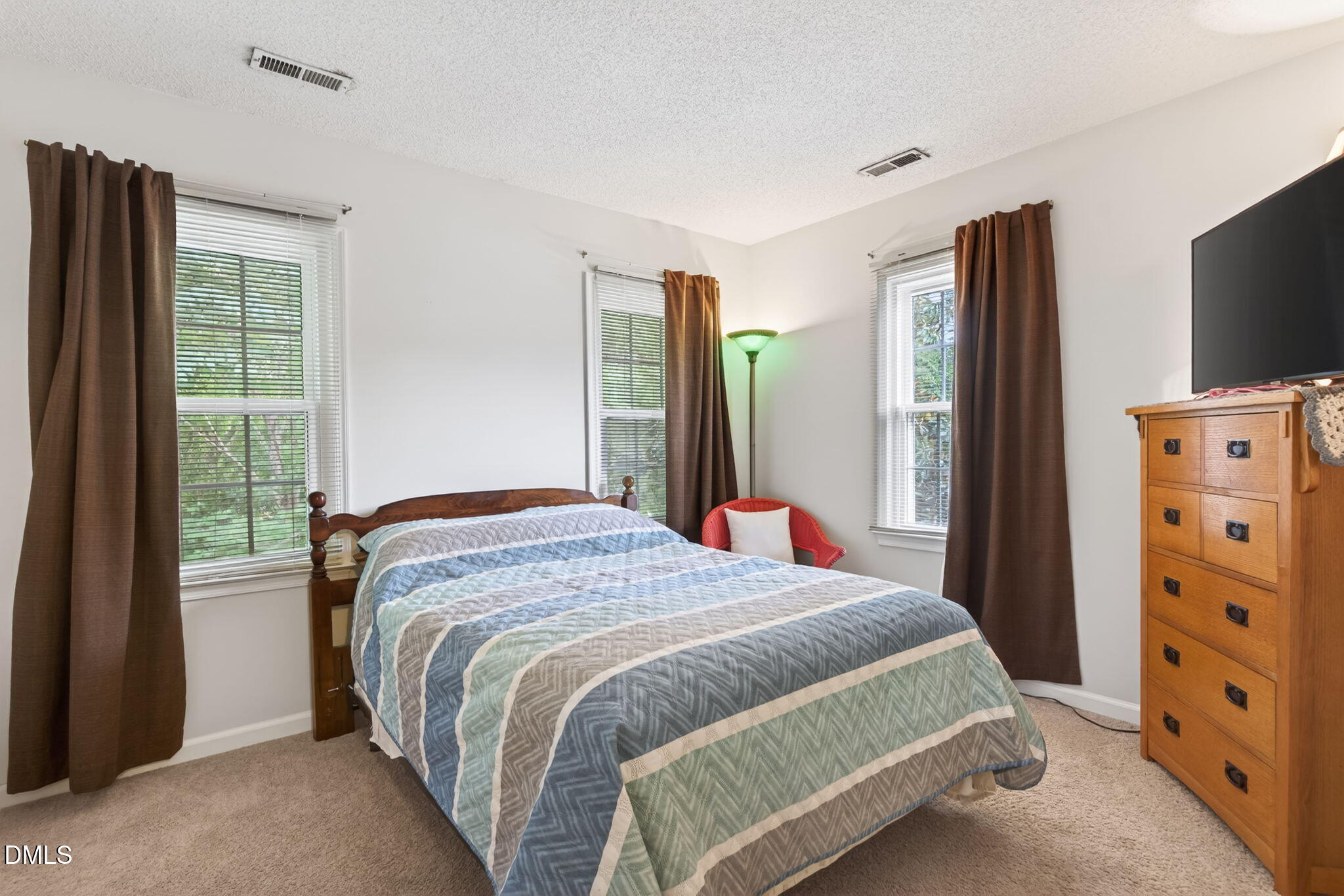 2941 Faversham Place Raleigh, NC 27604 - Photo 13 of 21 19-web-or-mls-DSC08991