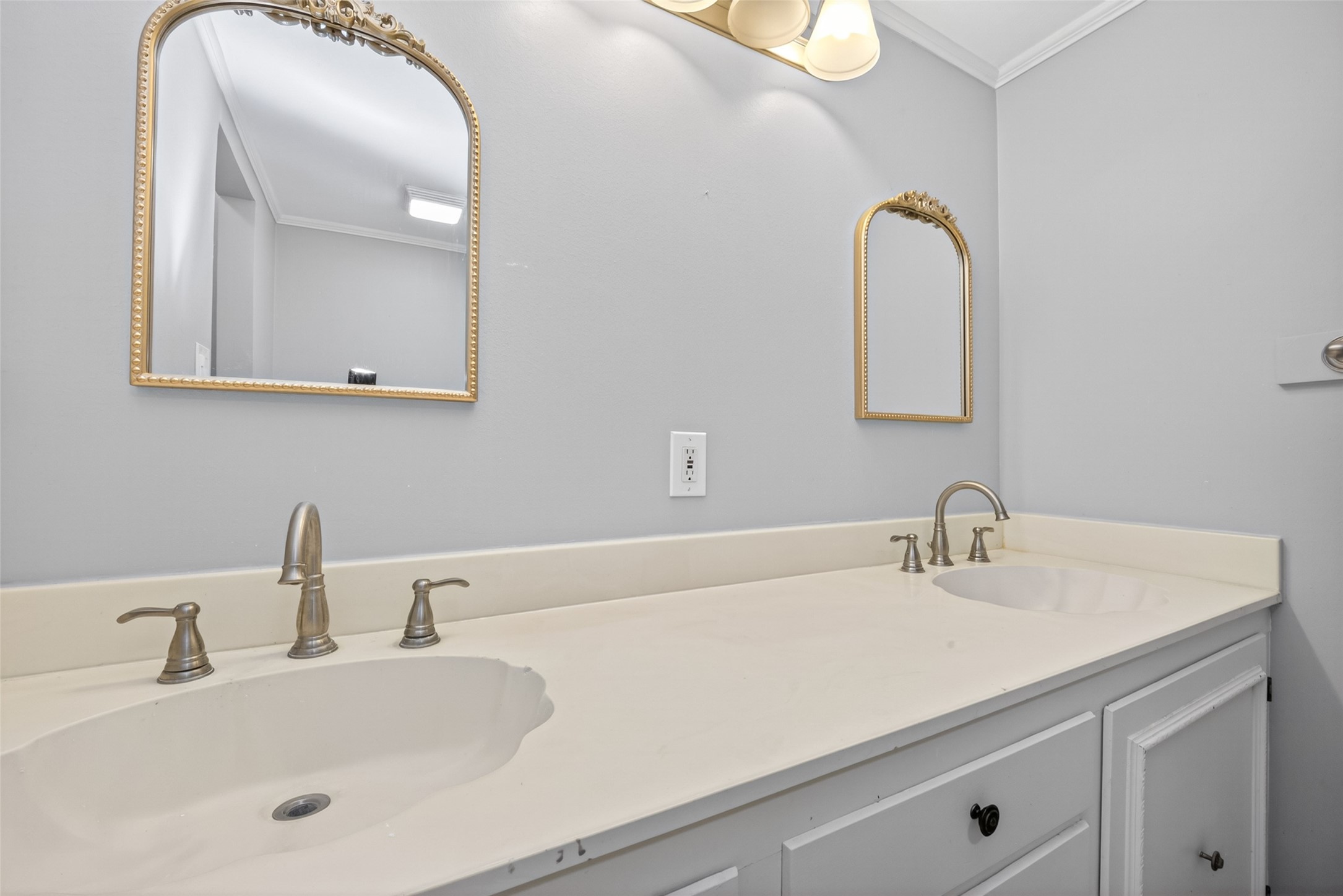3731 Drake Street Houston, TX 77005 - Photo 5 of 36