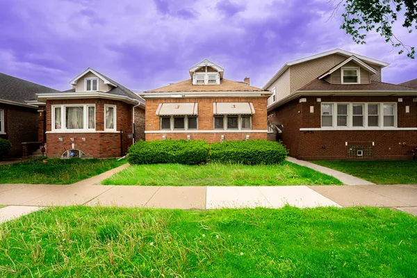 $135,000 | 8014 South Perry Avenue, Chicago, IL 60620