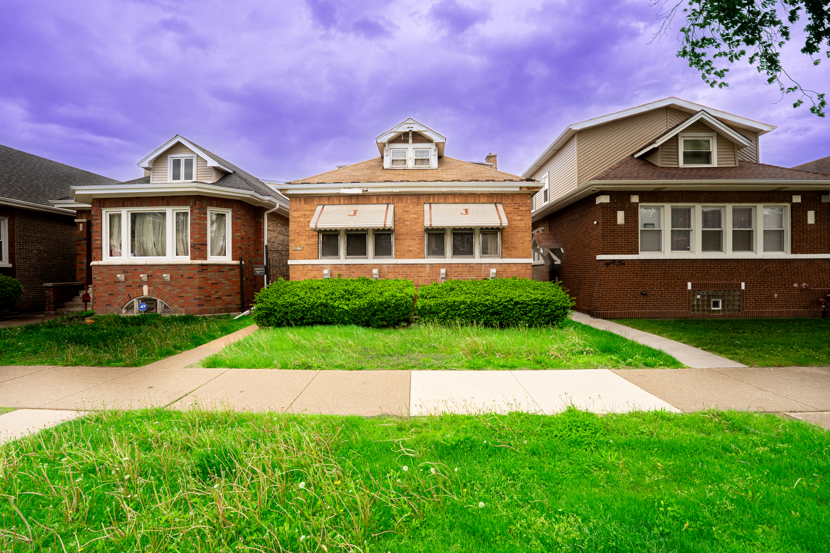 8014 South Perry Avenue Chicago, IL 60620 - Photo 1 of 10