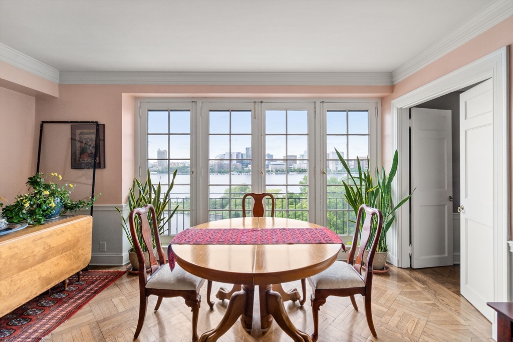 274 Beacon Street, Unit 8R Boston, MA 02116 - Photo 2 of 16