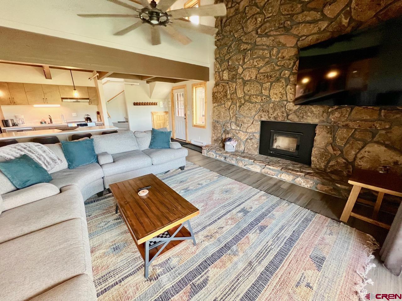 32 Hunter Hill Road, Unit B301 Crested Butte, CO 81225 - Photo 8 of 34 Gallery Image 8