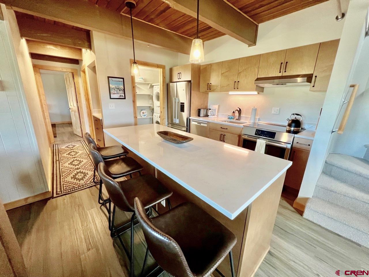 32 Hunter Hill Road, Unit B301 Crested Butte, CO 81225 - Photo 9 of 34 Gallery Image 9