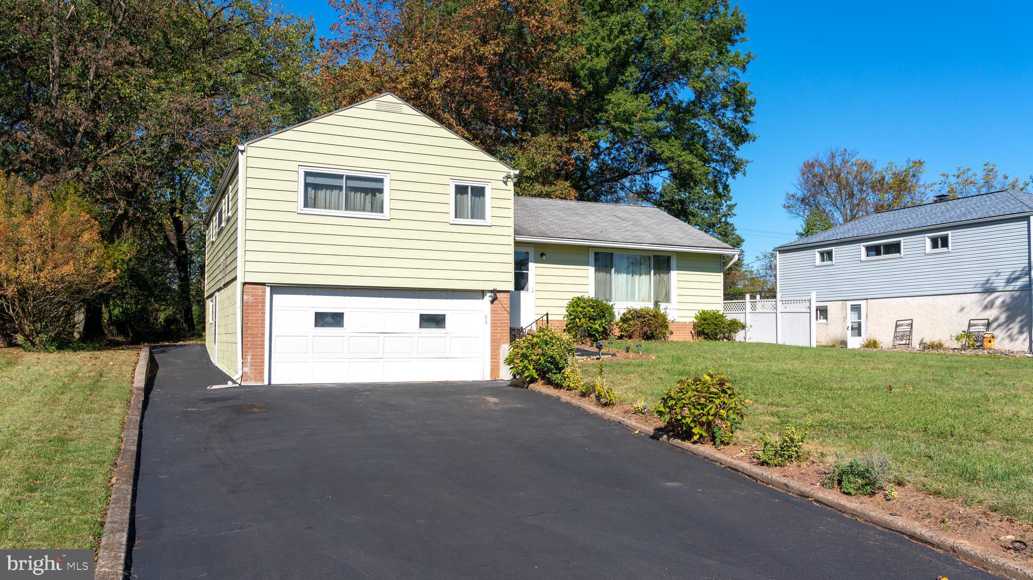 236 Becker Road North Wales, PA 19454 - Photo 5 of 50 Gallery Image 5